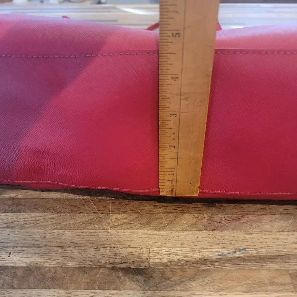 Tory Burch York Buckle Tote - Red Saffiano Leather